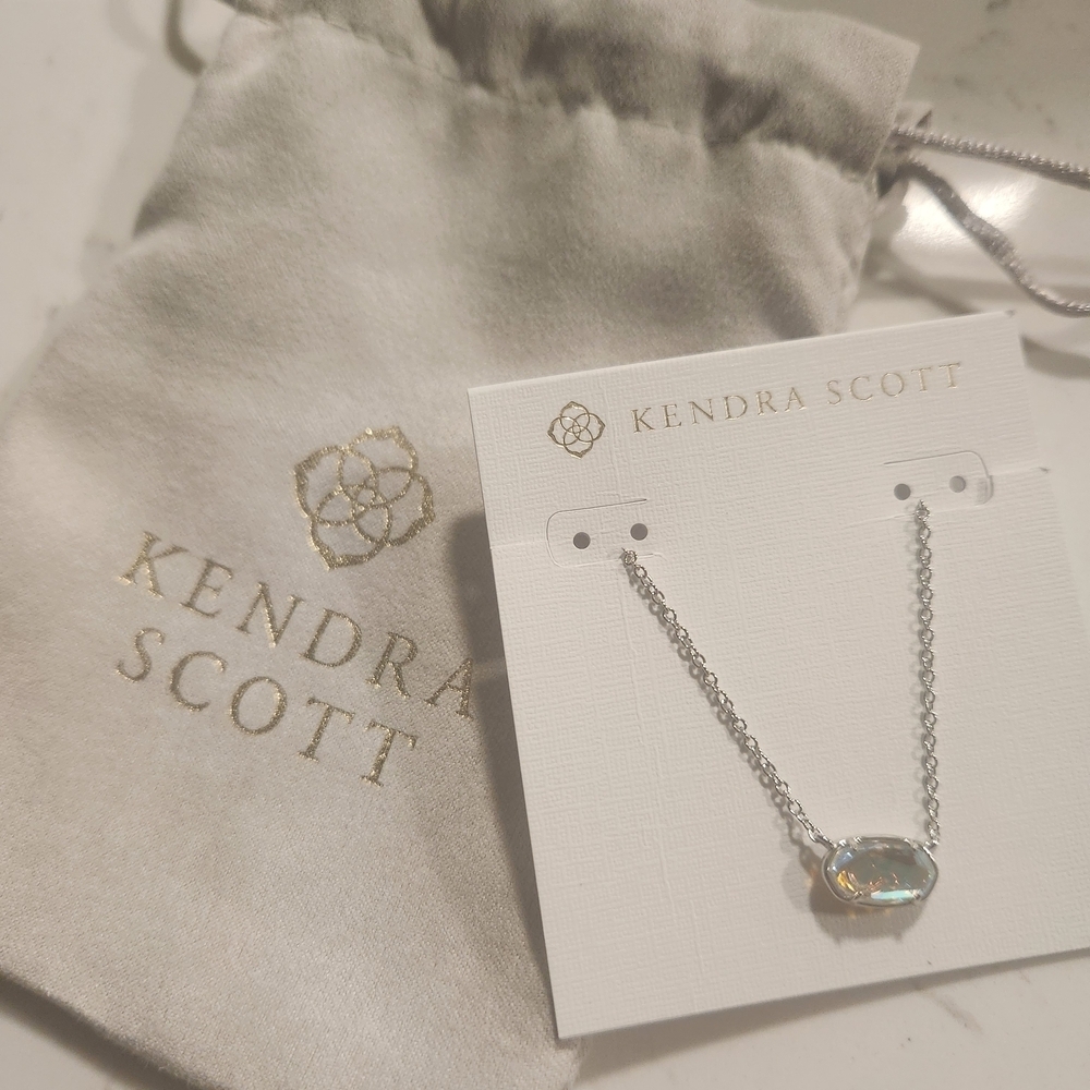 NWT Kendra Scott Grayson Silver Pendant Necklace in Dichroic Glass - Picture 1 of 4